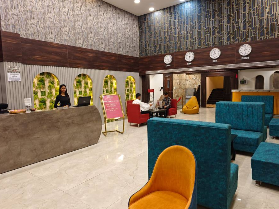 Hotel Sapphire Grand